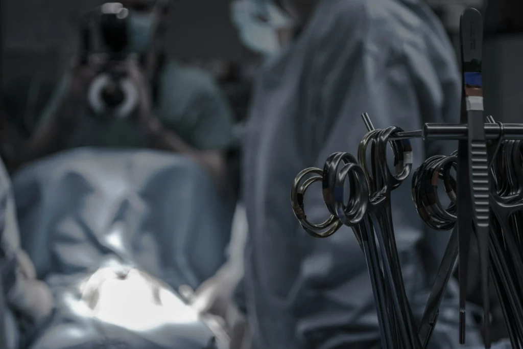 Surgical tools in operating room, potential cause of retained object claims handled by a surgical error attorney.
